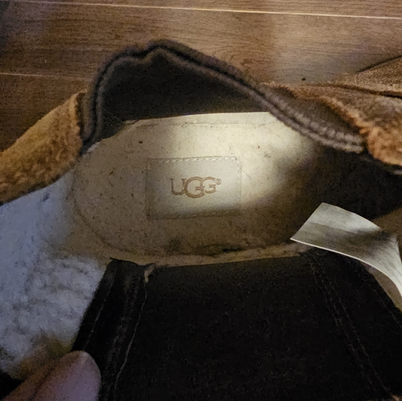 UGG Chelsea boots - Picture 3 of 6